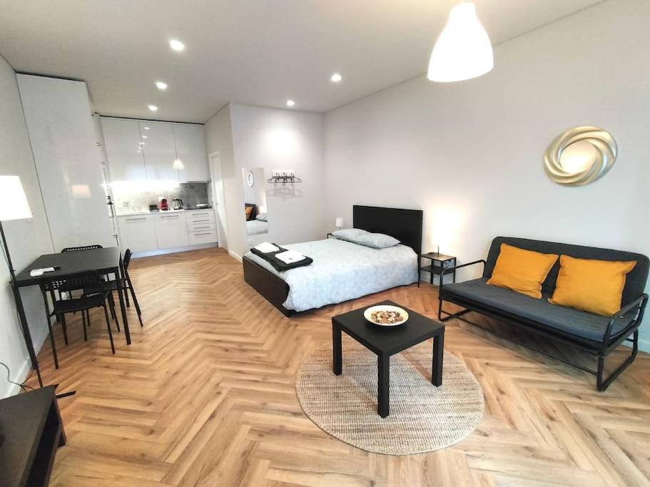 Heart Of The City Suites - A Vila Nova de Gaia Exterior photo