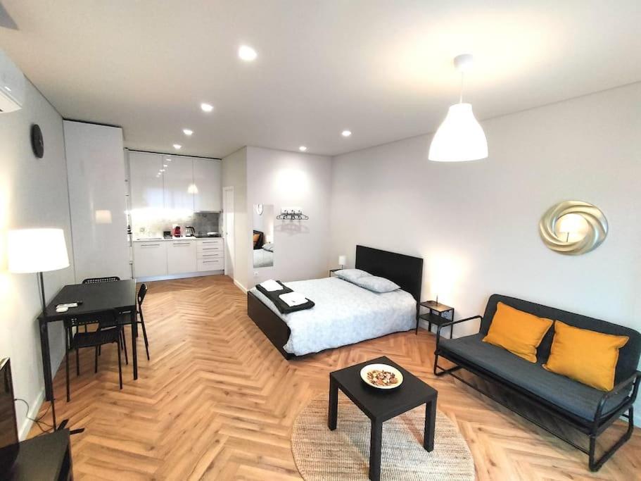 Heart Of The City Suites - A Vila Nova de Gaia Exterior photo